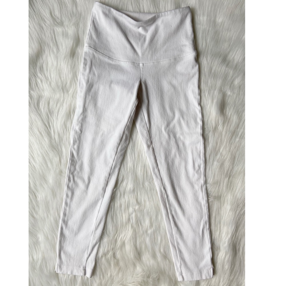 French Laundry White Pull On Capri Pants